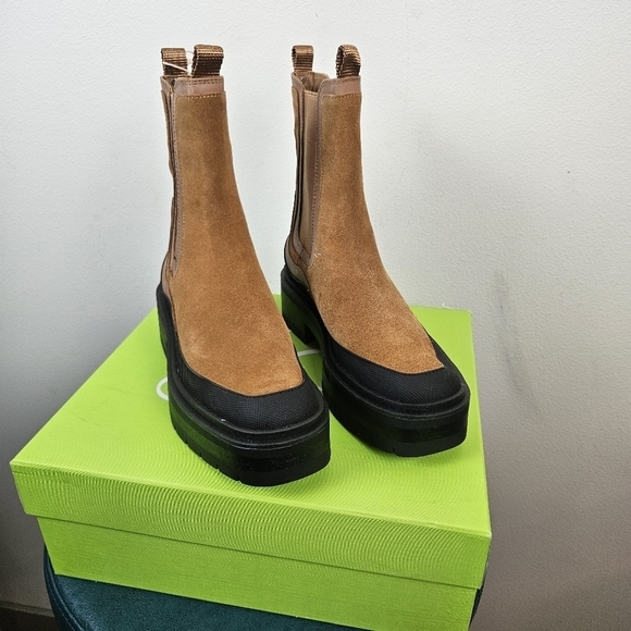Sam Edelman Lulia Lug Sole Chelsea Boot Camel Suede Brown Black Mid Calf 7.5 New - Picture 2 of 9